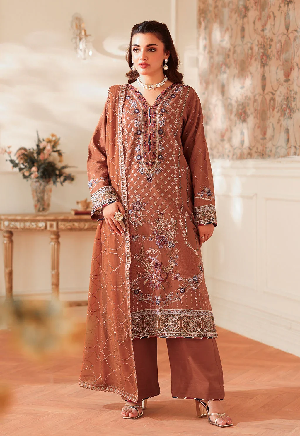 𝗔𝗮𝗻𝗴𝗮𝗻 𝗟𝘂𝘅𝘂𝗿𝘆 𝗥𝗮𝘄𝘀𝗶𝗹𝗸-𝟬𝟱