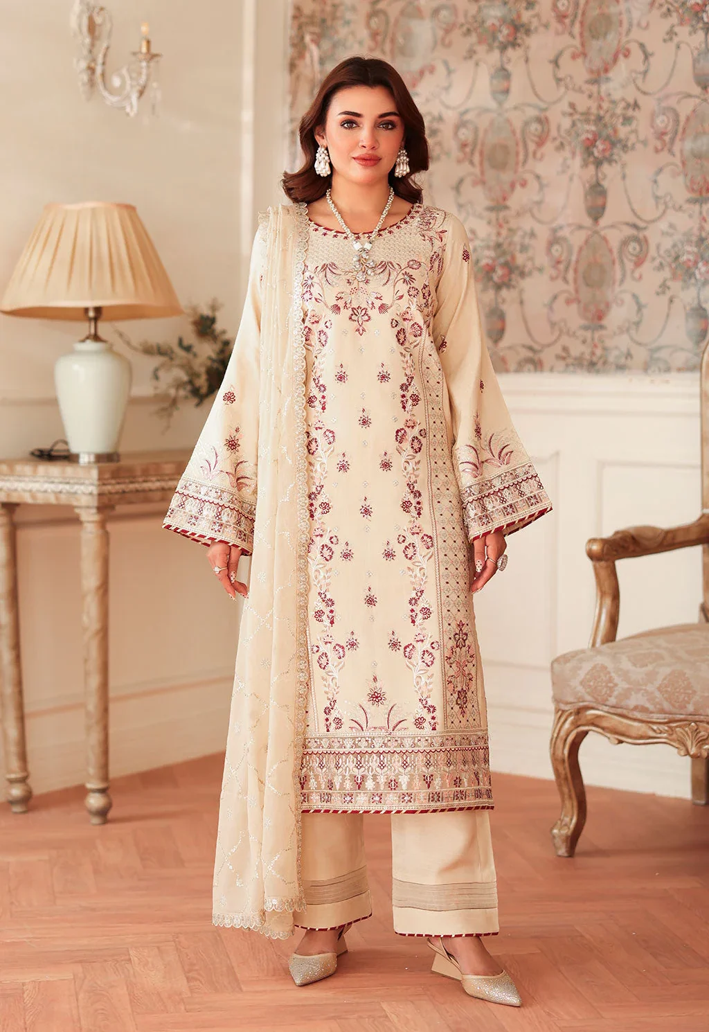 𝗔𝗮𝗻𝗴𝗮𝗻 𝗟𝘂𝘅𝘂𝗿𝘆 𝗥𝗮𝘄𝘀𝗶𝗹𝗸-𝟬𝟳