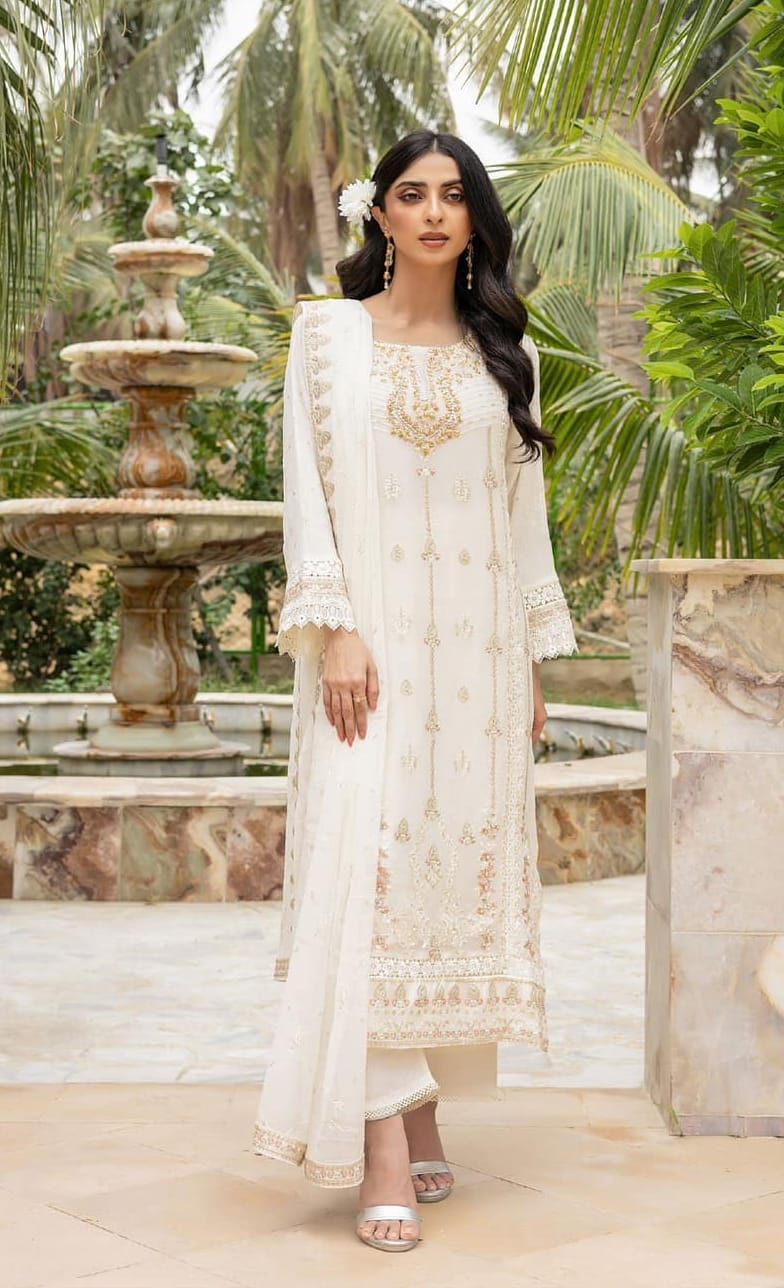 Sohag Robe 𝗦𝗼𝗵𝗮 𝗟𝘂𝘅𝘂𝗿𝘆 𝗖𝗵𝗶𝗳𝗳𝗼𝗻 – 𝟬𝟰 – Fashion
